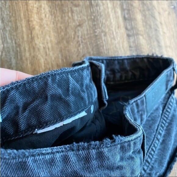 BDG High Waisted Tapered Mom Jeans Sample Small - Picture 12 of 13